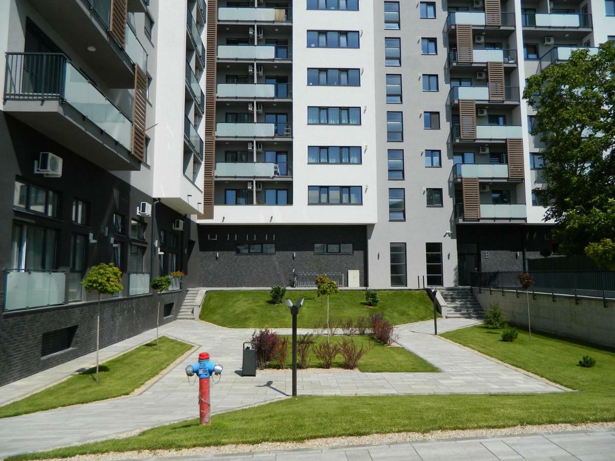 Ferienwohnung Apartament Ana Premium Oradea Exterior foto